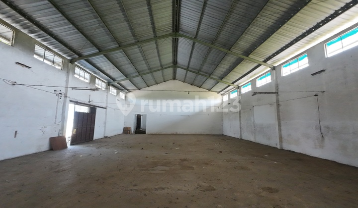 Warehouse 2,500 m2 in Delanggu Klaten Solo, container access, near toll road.