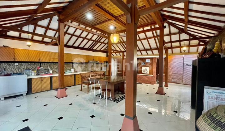 Furnished House and Joglo in Colomadu Near Ums Solo Campus Furnished House and Joglo in Colomadu Near Ums Solo Campus