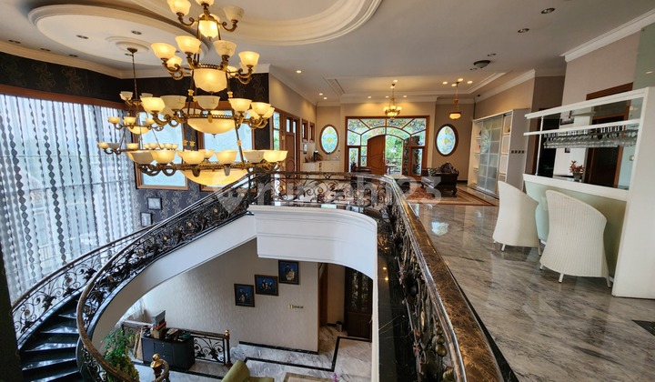 Rumah Mewah Semi Furnished di Boyolali Pinggir Jalan Raya Rumah Mewah Semi Furnished di Boyolali Pinggir Jalan Raya