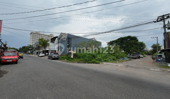 Land 16 x 30 M in Solo Baru Business Center Suitable for Culinary Business