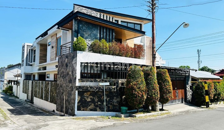 Rumah Mewah Hook di Palur Jaten Dekat Kampus Uns Solo 2