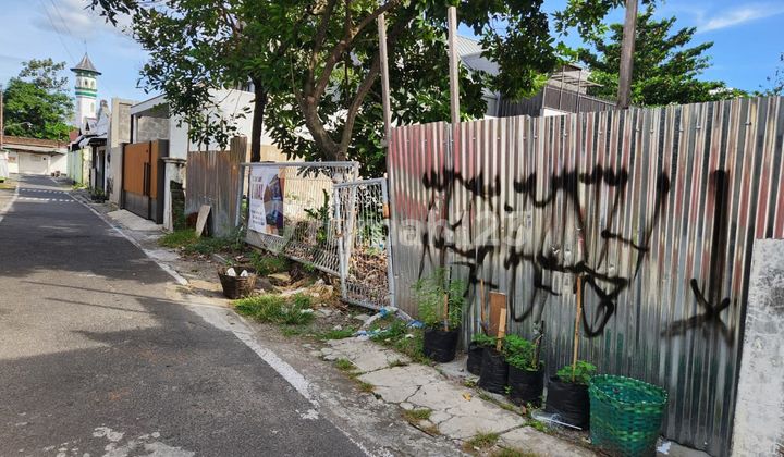 Tanah murah tengah kota Solo area Keraton Mangkunegaran psar Legi Tanah murah tengah kota Solo area Keraton Mangkunegaran psar Legi