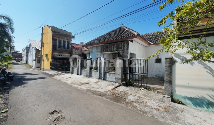 New house ready for finishing in Delanggu Klaten, Jl. Jogja Solo.