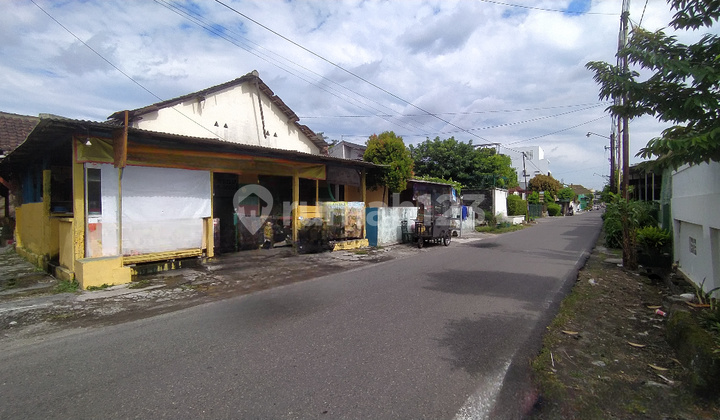Cheap Land in the Center of Solo City in Panularan Laweyan