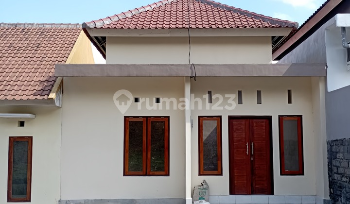 For Sale: Grand Niravadhi House in Tabanan Bali, Affordable and Nice, with SHM Certificate