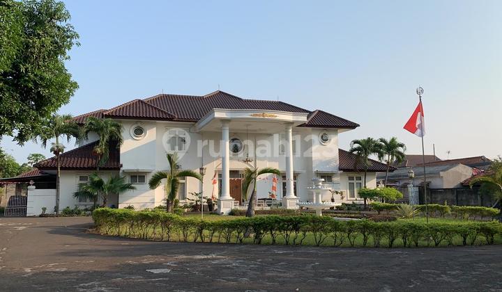 FOR SALE LUXURY HOUSE IN BOGOR FOR SALE LUXURY HOUSE IN BOGOR