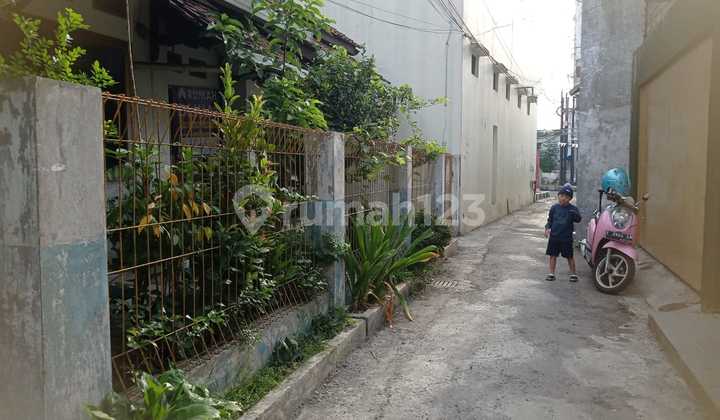 For Sale 1-Story House in Central Kora, Gg. Dayarasa, Tasikmalaya 1