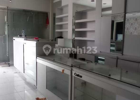 Dijual Ruko Hoek Ex : Klinik Kecantikan Jl. Mitrabatik, Tasikmalaya Dijual Ruko Hoek Ex : Klinik Kecantikan Jl. Mitrabatik, Tasikmalaya