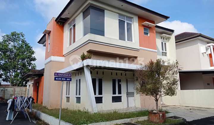 Rumah Hook 2 Lantai Siap Huni di Kharisma Siliwangi Residence, Tasikmalaya Rumah Hook 2 Lantai Siap Huni di Kharisma Siliwangi Residence, Tasikmalaya