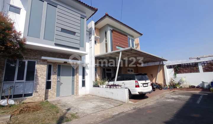 Rumah 2 Lantai Victorian Style Siap Huni di Perum Casablanca, Tasikmalaya 2