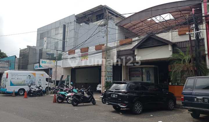 Tempat Usaha Rumah Makan Masih Berjalan Lebar Muka 16 Meter Dekat Mesjid Agung, Tasikmalaya