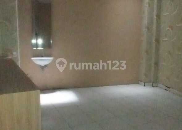 For Sale Corner Shop Unit, Former: Beauty Clinic, Jl. Mitrabatik, Tasikmalaya 2