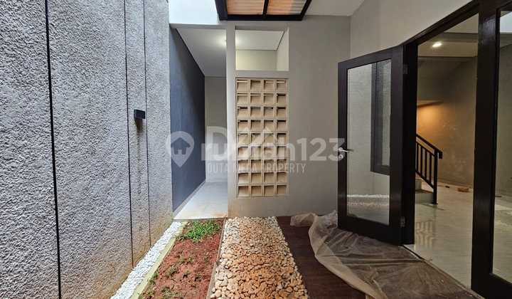 Beautiful House Near Graha Bintaro Toll Gate 2