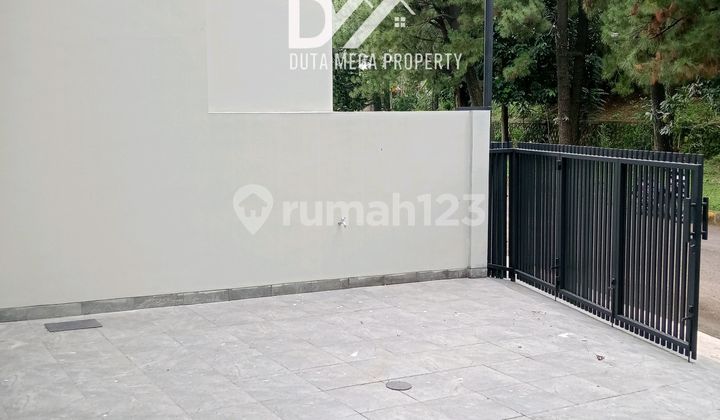 Rumah Cantik Hadap Taman Villa Melati Mas 2