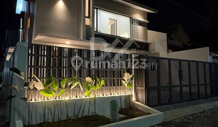 Modern Design House in Kencana Loka Bsd