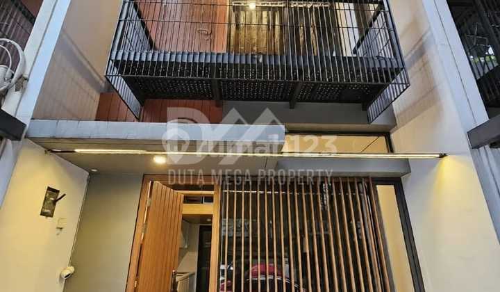 Rumah Modern Murah di BSD City