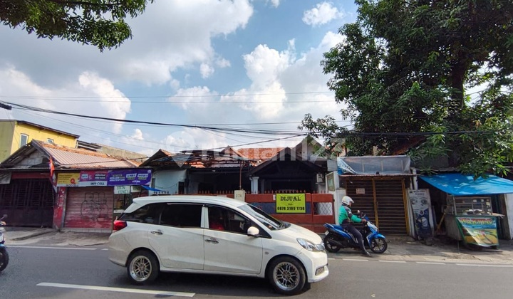 Quick Sale Land + House Suitable for Investment and Residence Quick Sale Land + House Suitable for Investment and Residence