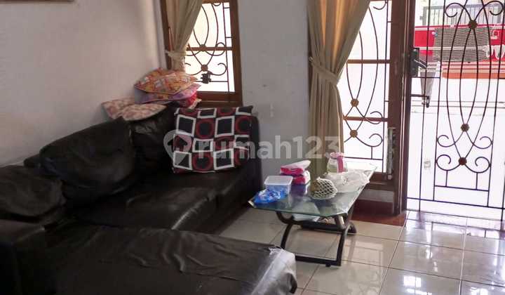 For Quick Sale. House in Kemang Pratama 3 2