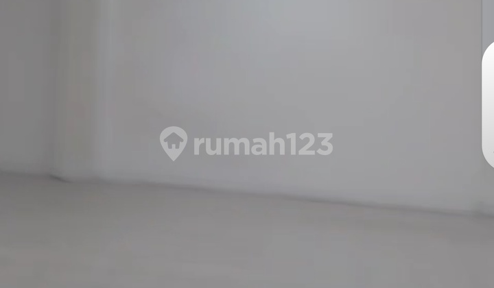 For Rent: 3-Unit Row Shophouse in Puspitek Area. 2