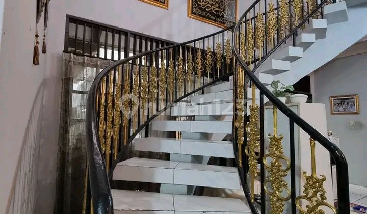 Rumah Bagus,asri Dan Nyaman Dijakarta Selatan 2