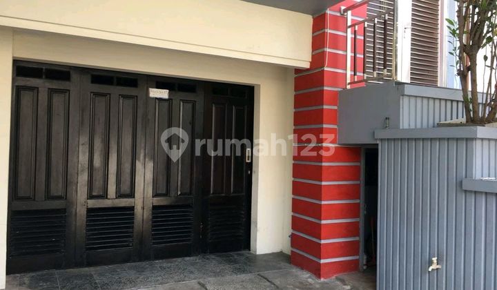 Rumh Cantik Besar Strategis Nan Murah di Sunter