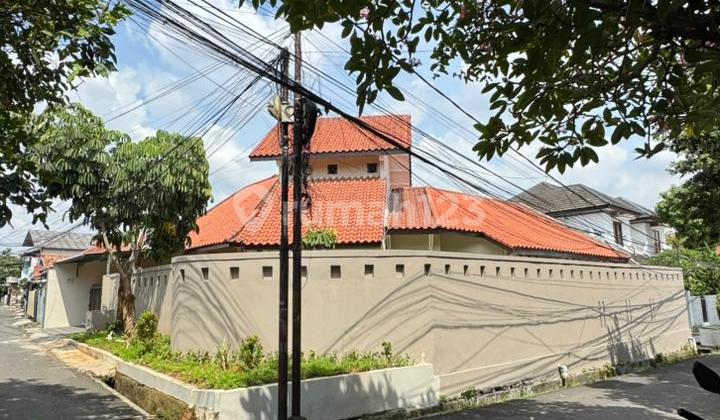 Disewakan Rumah 1 Lantai, Posisi Hook di Cilandak Jakarta Selatan 2
