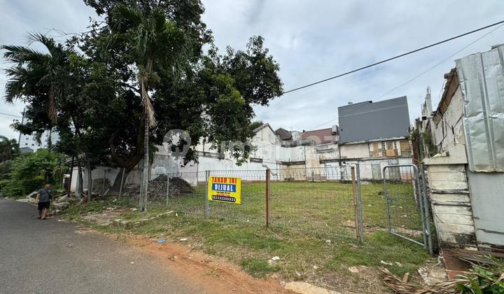 Strategic Land with Easy Access in Pondok Indah, South Jakarta Strategic Land with Easy Access in Pondok Indah, South Jakarta