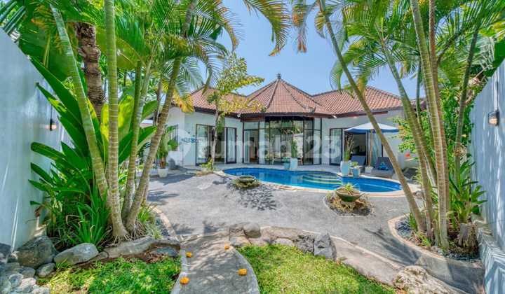 Villa Modern Concept 2BR in Seminyak, Badung - Bali Villa Modern Concept 2BR in Seminyak, Badung - Bali