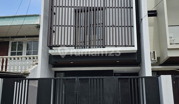 Baruk Utara Rungkut MERR