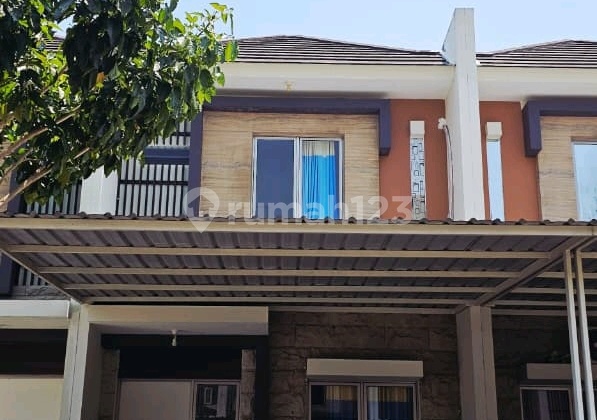 Greenland House Menganti Greenland House Menganti