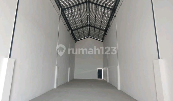 FOR SALE AT A LOSS!! CHEAP WAREHOUSE CERME MAIN ROAD GRESIK FOR SALE AT A LOSS!! CHEAP WAREHOUSE CERME MAIN ROAD GRESIK
