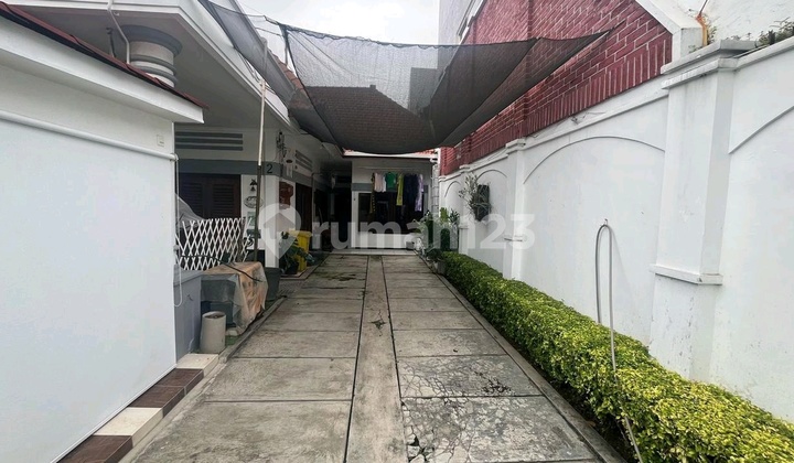 Jalan Karimata Pusat Kota Surabaya 2