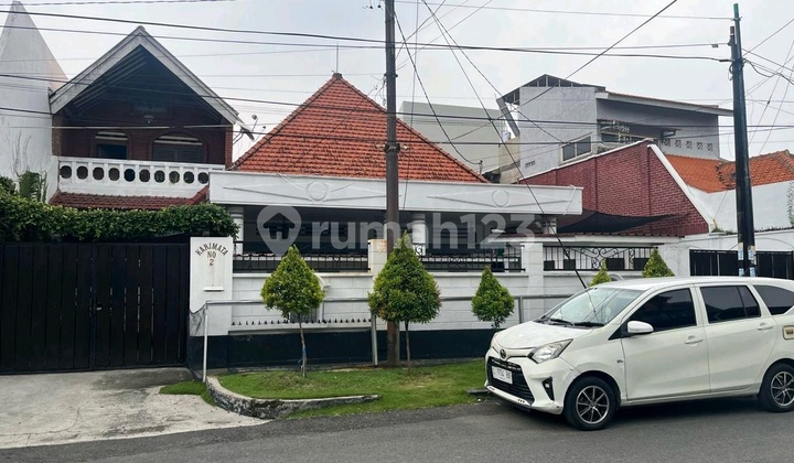 Jalan Karimata Pusat Kota Surabaya