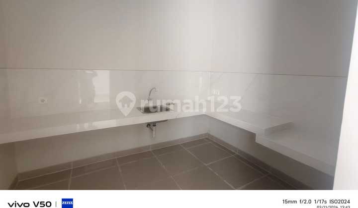 Disewakan Rumah Baru Gress White House Dian Istana Dekat Perum Graha Family 2