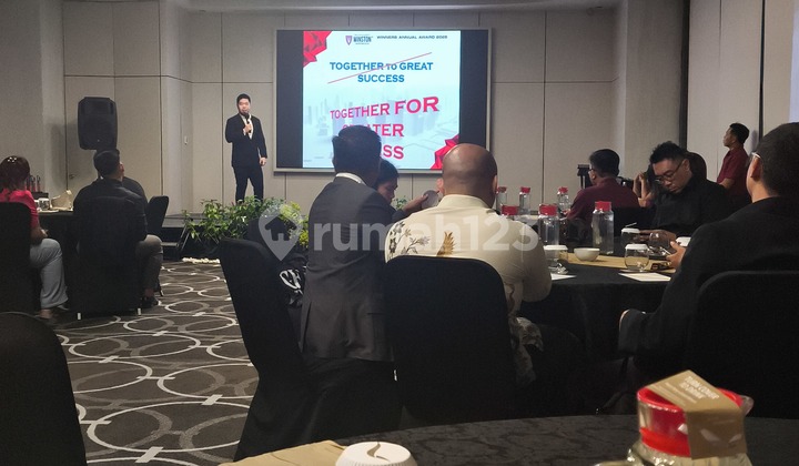 For Sale Luxury House Raya Kupang Baru, Kupang Indah, Kupang Jaya, Sukomanunggal, Darmo Permai Selatan 2