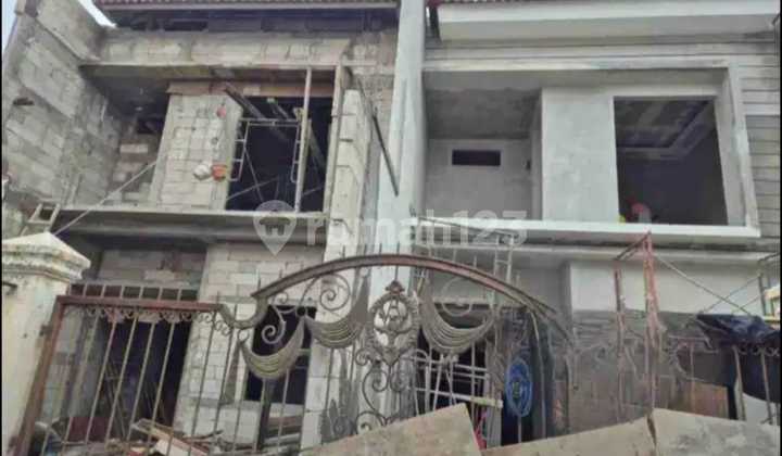 Rumah Baru Gress, Darmo Harapan Indah SHM Bagus Rumah di Sukomanunggal 2