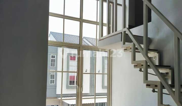 Two-Story House, Bukit Mas Tourism, Paddington, West Surabaya 2