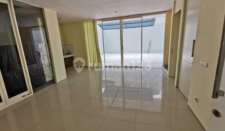 RENT READY-TO-OCCUPY HOUSE CITRALAND SOMERSET RENT READY-TO-OCCUPY HOUSE CITRALAND SOMERSET