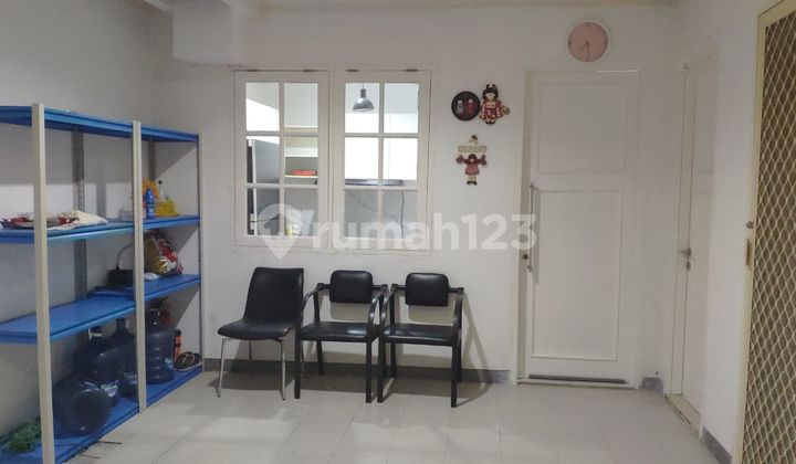 Disewakan Rumah Baru Renov Full Furnished - Citraland Utama Surabaya 2