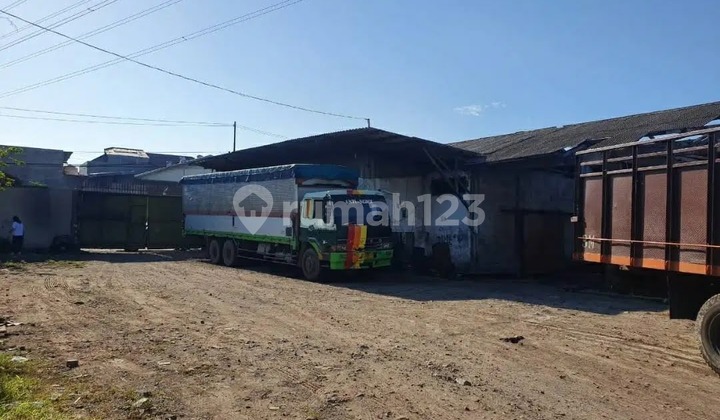 Simorejo Sari Warehouse B, one step to Raya Tanjungsari