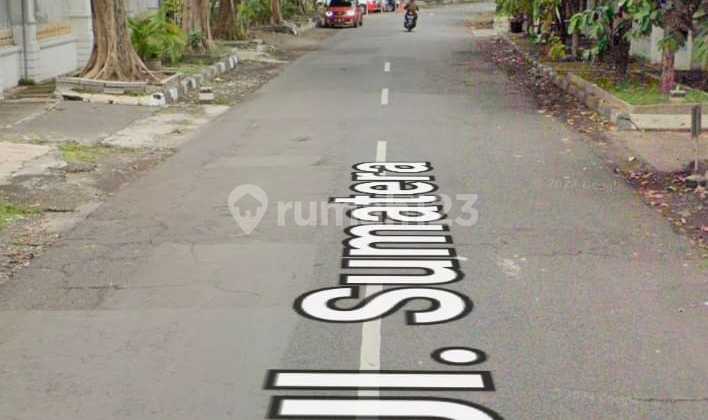 For Sale House Land Count Sumatra Street, Central Surabaya 2