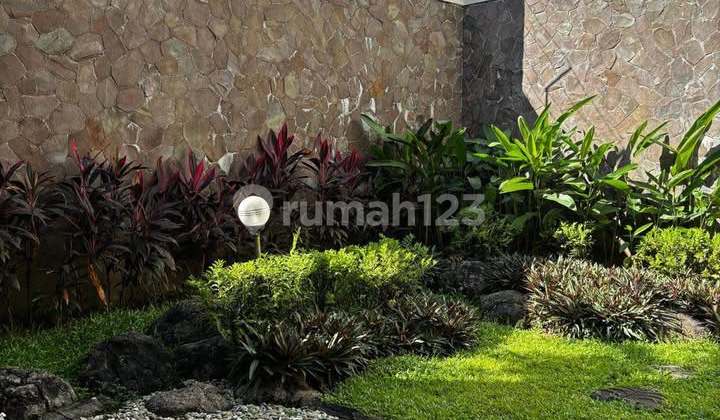 Jual Rumah Pakuwon Indah Villa Bukit Indah 2