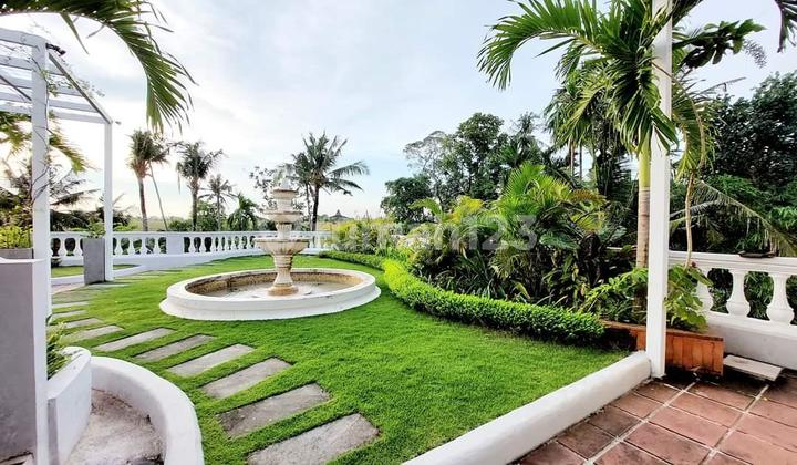 Villa Jual Lokasi Pererenan 2