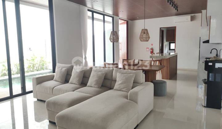 Villa Jual Lokasi Pererenan 1