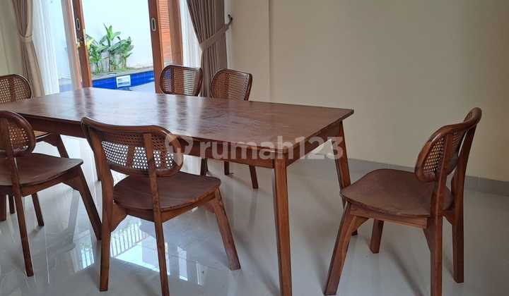 Villa for Sale in Nyanyi Location