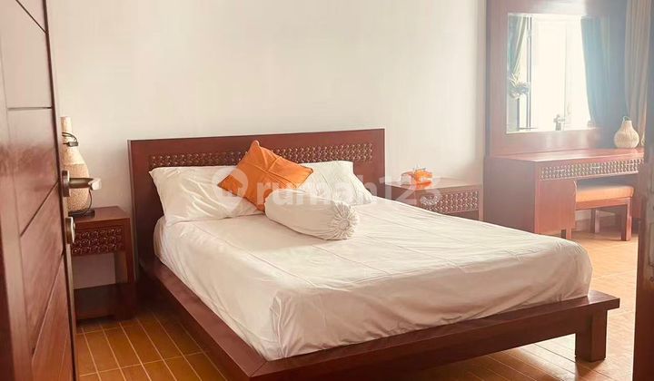 Villa Jual Lokasi Renon 2