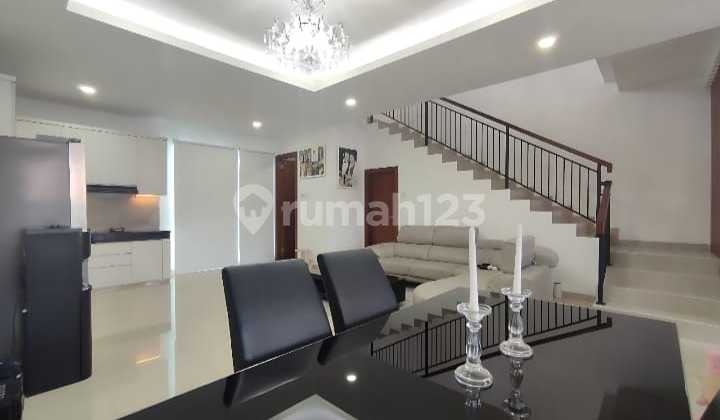 Villa for Sale Location Imam Bonjol 2