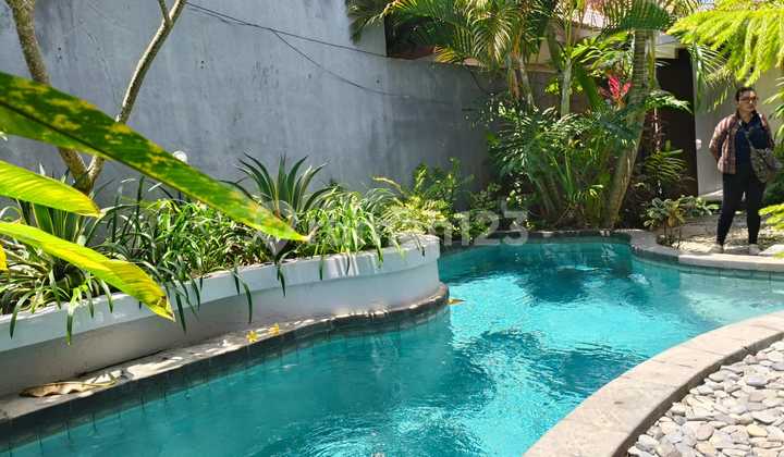 Villa Jual Lokasi Canggu 1