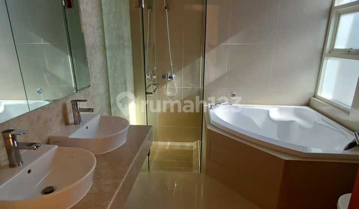 Rumah Jual Lokasi Renon 2