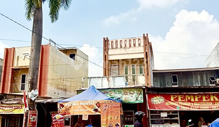 Ruko 2,5 Lantai. Pinggir Jalan Kh.ahmad Dahlan Maskerebet Raya Kel. Talang Kelapa, Kec. Alang Alang Lebar, SHM, Hrg 1,2 M Nego, Luas Tanah 80M2, Luas Bangunan 200M2. Dekat Tempat Ibadah, Kampus Igm, Polsek, Terminal Alang Alang Lebar, Jm, dan Superindo. K Ruko 2,5 Lantai. Pinggir Jalan Kh.ahmad Dahlan Maskerebet Raya Kel. Talang Kelapa, Kec. Alang Alang Lebar, SHM, Hrg 1,2 M Nego, Luas Tanah 80M2, Luas Bangunan 200M2. Dekat Tempat Ibadah, Kampus Igm, Polsek, Terminal Alang Alang Lebar, Jm, dan Superindo. K